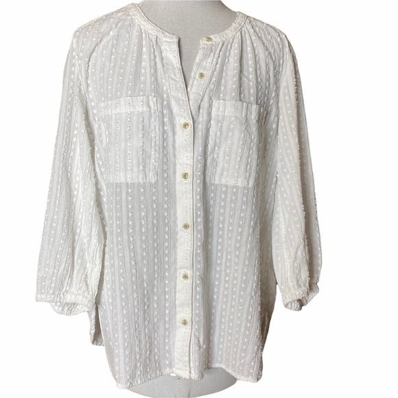 Akemi + Kin Anthropologie  Top. Size Medium - Picture 1 of 5